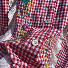 画像をギャラリービューアに読み込む, ガーデンパーティーを開催する日のギンガムチェックフリルブラウス_N3470