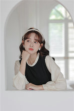 画像をギャラリービューアに読み込む, 行きつけの喫茶店でプリンを食べる日のドッキングフリルネックワンピース_N1443