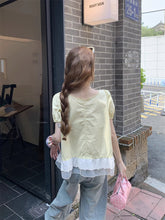 画像をギャラリービューアに読み込む, 打ち上げ花火が揺らした、坂道の途中で立ち止まったブラウス_K0119