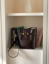 画像をギャラリービューアに読み込む, おばあちゃんが大事にしていたポイントベルトバケツショルダーバッグ_N2746