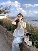 画像をギャラリービューアに読み込む, 南国の花に似合う風に揺れるレースリボンブラウス_K0053