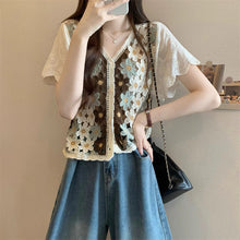 画像をギャラリービューアに読み込む, 旅する少女のスケッチブックみたいな、手編み風フラワーカーディガントップス_K0069