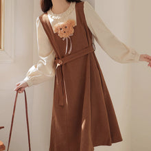 画像をギャラリービューアに読み込む, 秋色の花々に囲まれてお茶を楽しむアンティークカフェの少女ワンピース_K0181