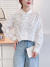 画像をギャラリービューアに読み込む, シュガーたっぷりのドーナツを買ったレース刺繍ブラウス_N2911