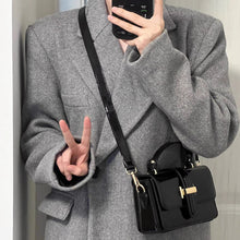 画像をギャラリービューアに読み込む, 静かな夜のブティックホテルに似合うモードスクエアバッグ_K0174
