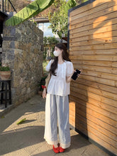 画像をギャラリービューアに読み込む, 南国の花に似合う風に揺れるレースリボンブラウス_K0053