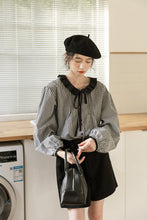 画像をギャラリービューアに読み込む, 憧れのパリジェンヌが着ていたフリルカラーチェックブラウス_N3524