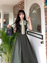 画像をギャラリービューアに読み込む, 落ち葉舞う並木道を歩くときのクラシカルガーリーワンピース_K0142