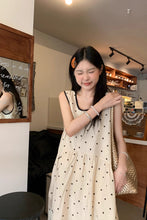 画像をギャラリービューアに読み込む, 【2点セット】ポラロイド写真に残した、水玉ワンピと小さな恋の思い出_K0111