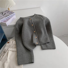 画像をギャラリービューアに読み込む, カプチーノとクロワッサンを片手に過ごすパリの朝、クラシカルカーディガン_K0186
