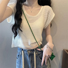 画像をギャラリービューアに読み込む, 軽やかで涼しげな雰囲気を纏う透かし編みトップス_K0050