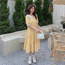 画像をギャラリービューアに読み込む, ひまわり畑で君が撮ったフィルムの中の私と花柄ロングワンピ_K0114
