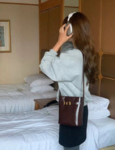 画像をギャラリービューアに読み込む, おばあちゃんが大事にしていたポイントベルトバケツショルダーバッグ_N2746