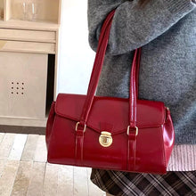 画像をギャラリービューアに読み込む, フランスの香水を纏う彼女のフラップハンドバッグ_N3185