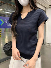 画像をギャラリービューアに読み込む, ひとりで観た映画のあとに着たくなったシンプルニット_K0070