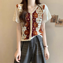 画像をギャラリービューアに読み込む, 旅する少女のスケッチブックみたいな、手編み風フラワーカーディガントップス_K0069