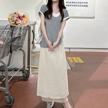 画像をギャラリービューアに読み込む, あの人がカート越しに差し出したピザとまぶしい笑顔のコーデセット_K0120