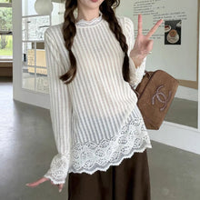 画像をギャラリービューアに読み込む, レースブラウスに重ねて秋風を纏うガーリーフラワーニットベスト_K0197