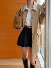 画像をギャラリービューアに読み込む, 海外旅行を楽しむ私のバイカラーステンカラーコート_N1607
