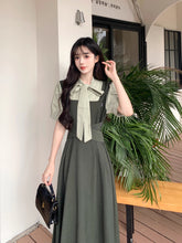 画像をギャラリービューアに読み込む, 落ち葉舞う並木道を歩くときのクラシカルガーリーワンピース_K0142