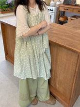 画像をギャラリービューアに読み込む, ハーブガーデンで見つけた秘密の恋コーデ_K0015