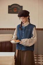 画像をギャラリービューアに読み込む, 【2点セット】クラシカルな街を歩くデニムベストセットシャツ_N1642
