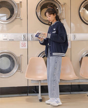 画像をギャラリービューアに読み込む, 友達とシェアハウスをするあの子のサイドフラワー刺繡デニム_N3436