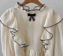 画像をギャラリービューアに読み込む, みんなが憧れるあの子が着ていた刺繍フリルブラウス_N3437