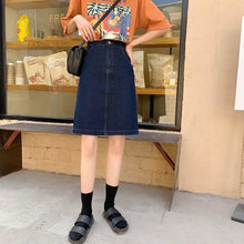 画像をギャラリービューアに読み込む, キャラメルマキアートを注文したデニムミニスカート_N2430