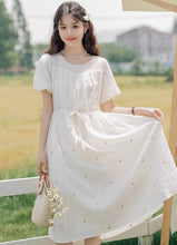画像をギャラリービューアに読み込む, お出かけしたくなる日のプチフラワー刺繍ワンピース_N2273