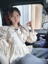 画像をギャラリービューアに読み込む, みんなが憧れるあの子が着ていた刺繍フリルブラウス_N3437