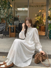 画像をギャラリービューアに読み込む, マシュマロが好きな女の子のエンブロイダリーワンピース_N3478