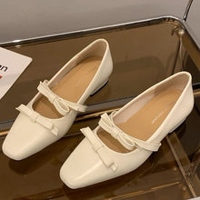 画像をギャラリービューアに読み込む, 日傘をさして散歩する日のダブルストラップリボンパンプス_N3428