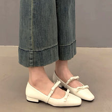 画像をギャラリービューアに読み込む, 日傘をさして散歩する日のダブルストラップリボンパンプス_N3428