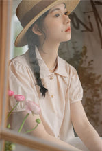 画像をギャラリービューアに読み込む, ときめく瞬間を写真に残す彼女のパフスリーブブラウス_N2233