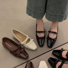 画像をギャラリービューアに読み込む, 日傘をさして散歩する日のダブルストラップリボンパンプス_N3428