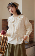 画像をギャラリービューアに読み込む, ホットケーキを作ってくれたあの子のフラワー刺繍ブラウス_N3431