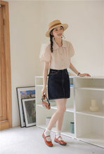 画像をギャラリービューアに読み込む, ときめく瞬間を写真に残す彼女のパフスリーブブラウス_N2233