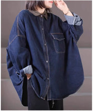 画像をギャラリービューアに読み込む, ショートカットが似合う女の子のオーバーサイズデニムシャツ_N1789