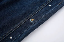 画像をギャラリービューアに読み込む, お花のフレグランスをまとう女の子のサイドスリット刺繍デニムパンツ_N2018