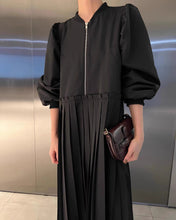 画像をギャラリービューアに読み込む, ポップコーンを買って映画デートに行く日のワンピース_N1387