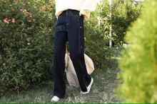 画像をギャラリービューアに読み込む, カラフルなお花を飾る女の子のフラワー刺繍スリットデニムパンツ_N1880