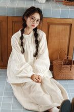 画像をギャラリービューアに読み込む, 森のお友達が訪ねて来た日の刺繍ボリュームブラウス_N2949