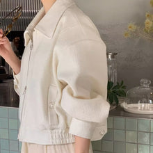 画像をギャラリービューアに読み込む, 青山のカフェで待ち合わせるツイードショートジャケット_N3492