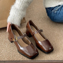 画像をギャラリービューアに読み込む, かかとを鳴らして歩くあの子のダブルストラップヒールパンプス_N3416