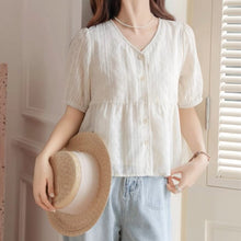 画像をギャラリービューアに読み込む, エッフェル塔を見ながらランチする日のVネックフレアブラウス_N2418