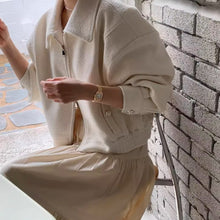 画像をギャラリービューアに読み込む, 青山のカフェで待ち合わせるツイードショートジャケット_N3492