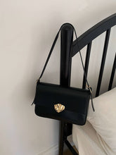 画像をギャラリービューアに読み込む, お気に入りのカフェラテと一緒に持ち歩くショルダーバッグ_N3542