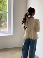 画像をギャラリービューアに読み込む, みんなが憧れるあの子が着ていた刺繍フリルブラウス_N3437