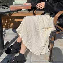 画像をギャラリービューアに読み込む, お決まりのカフェで待ち合わせるロングスカート_N1170